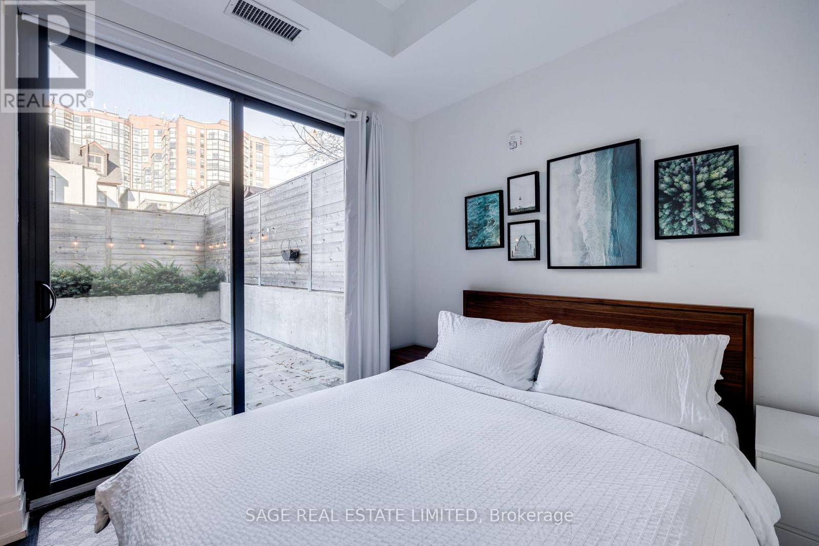 Photo 20 of 101 90 Niagara Street, Toronto ON