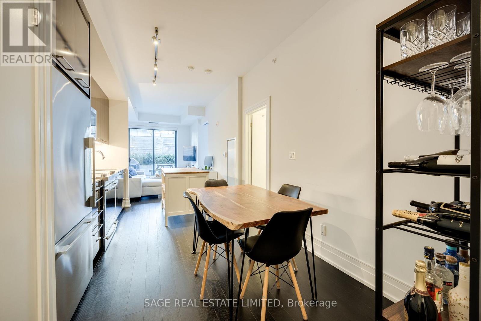 Photo 17 of 101 90 Niagara Street, Toronto ON