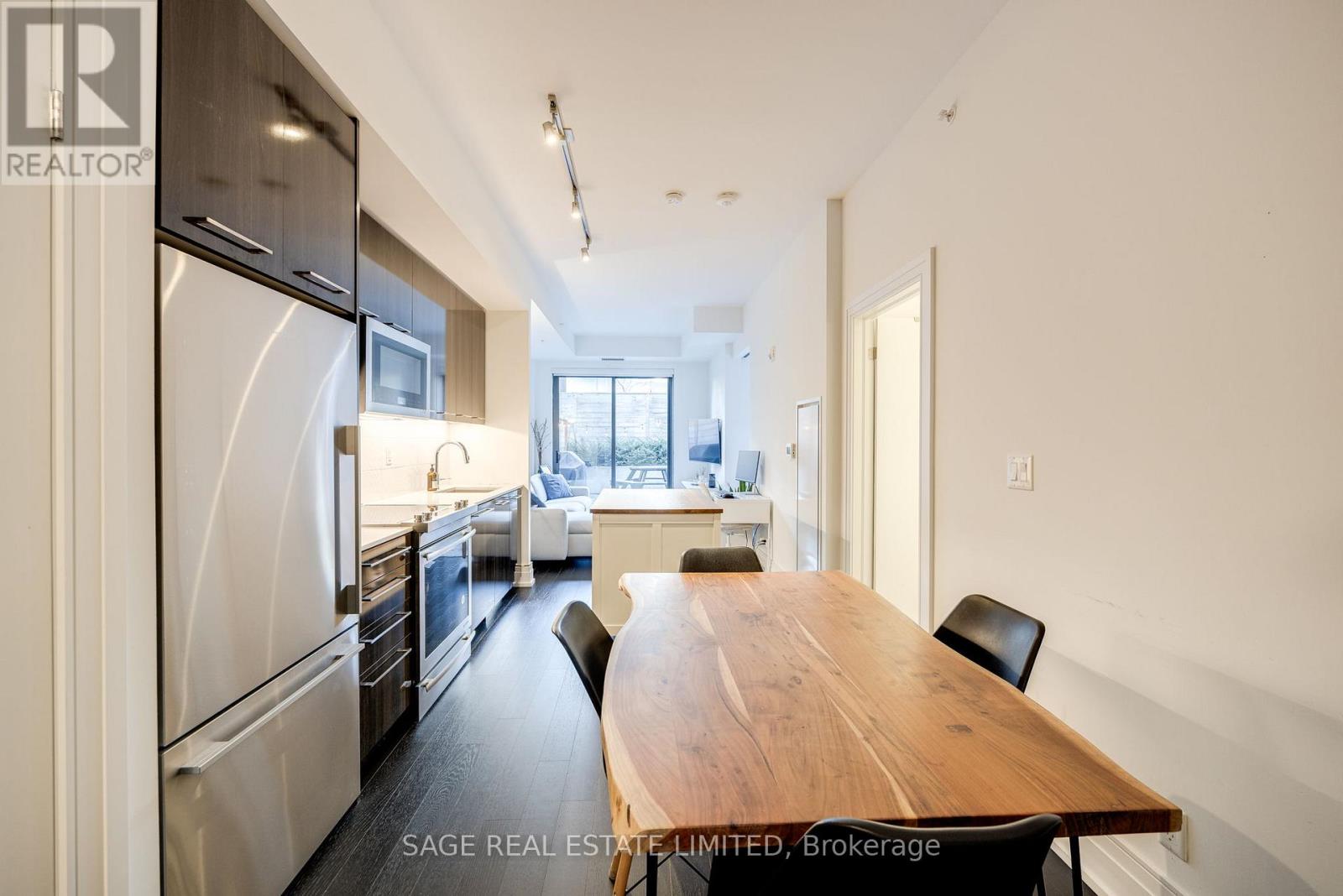 Photo 7 of 101 90 Niagara Street, Toronto ON