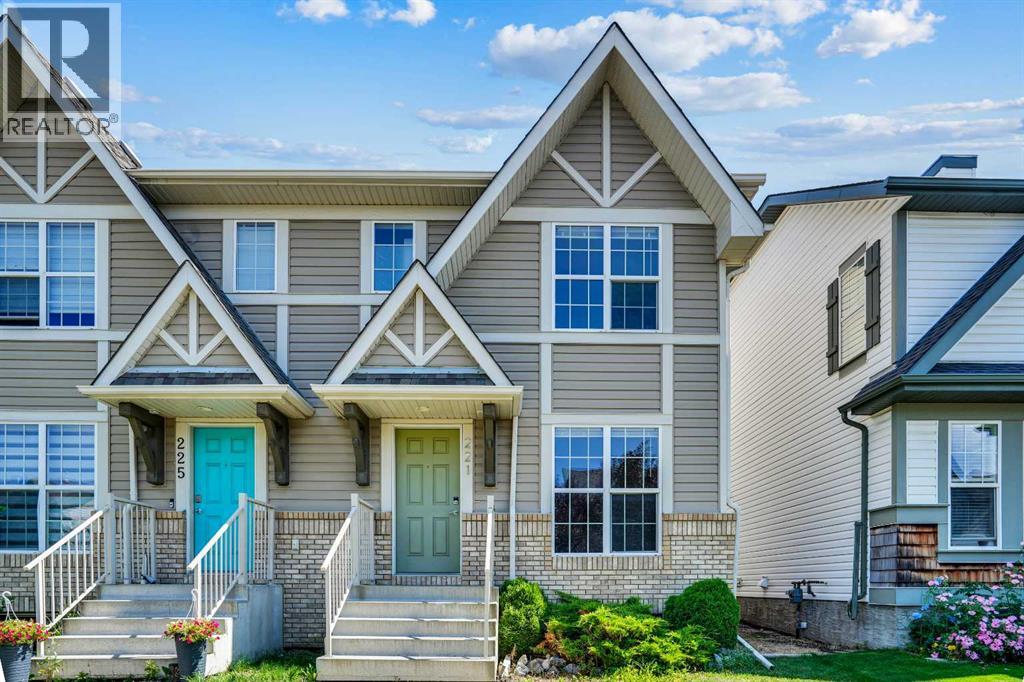 221 Elgin Meadows Park SE, Calgary, Alberta
