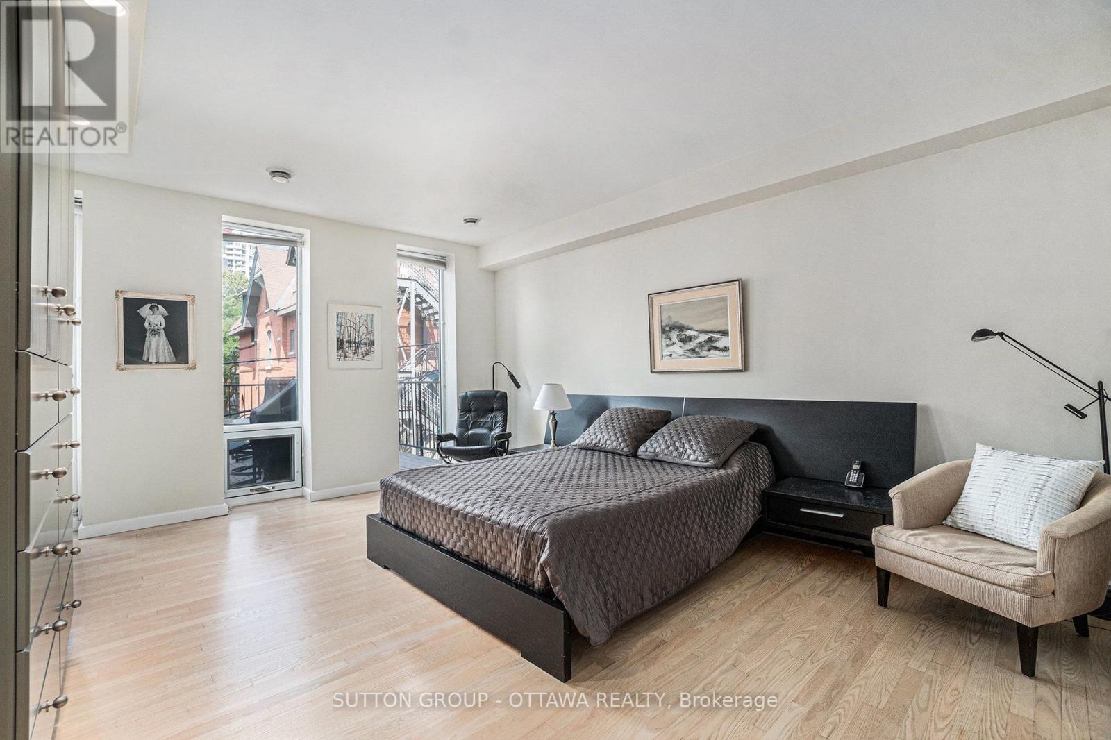 Photo 3 of 202 287 Maclaren Street, Ottawa ON