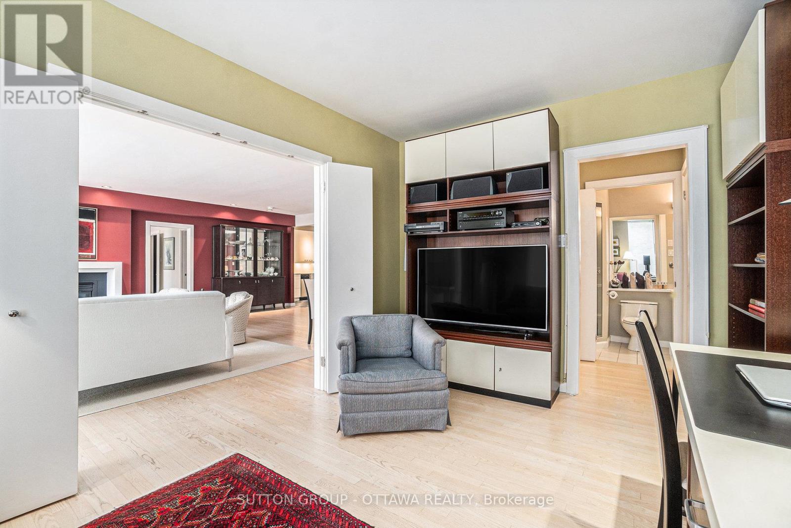 Photo 28 of 202 287 Maclaren Street, Ottawa ON
