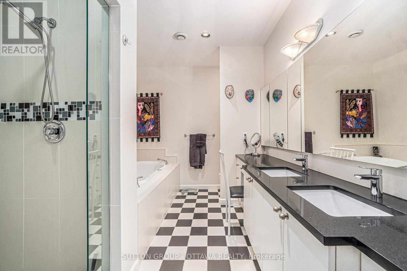Photo 24 of 202 287 Maclaren Street, Ottawa ON
