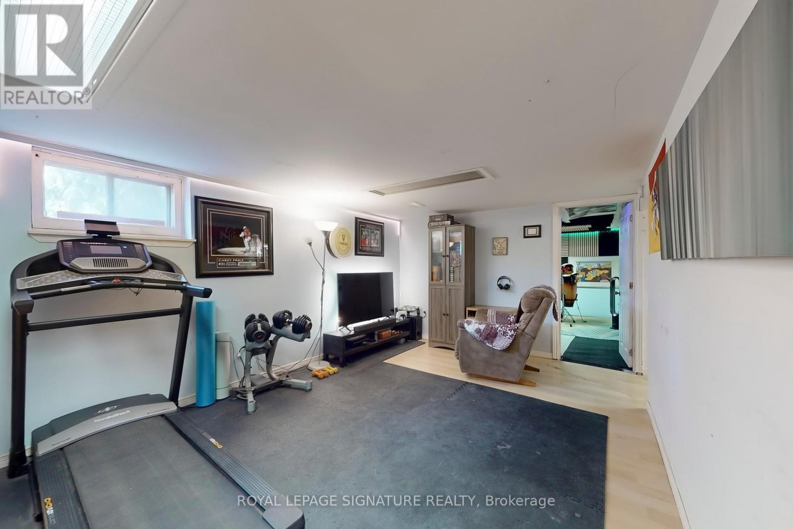 Photo 15 of 871 Tenth Street, Mississauga ON