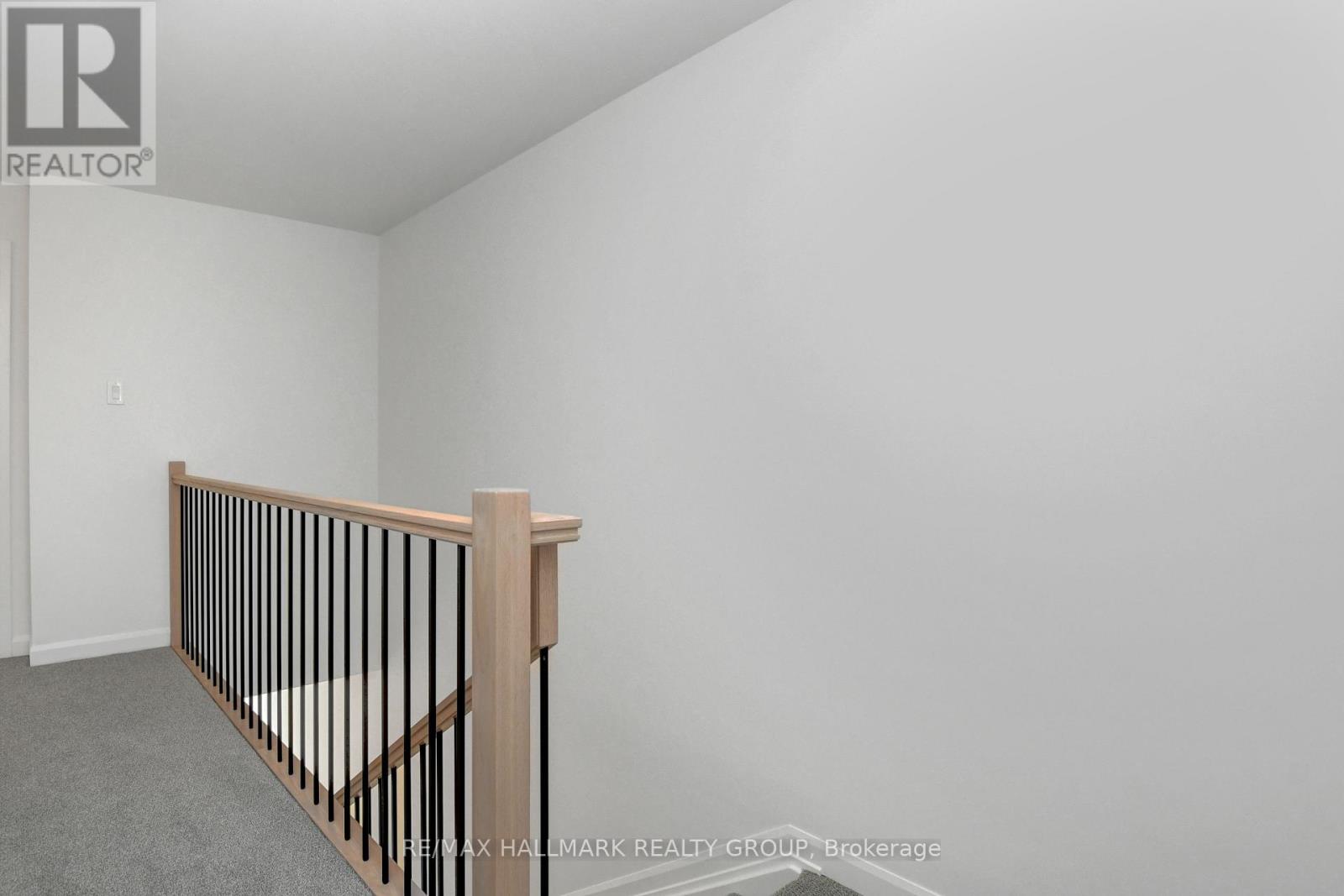 Photo 17 of 325 Shale Street, Clarencerockland ON