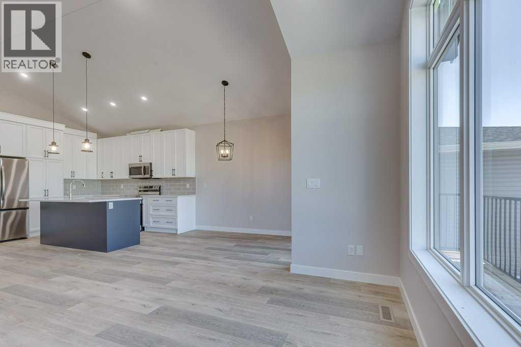 Photo 12 of 117 Gray Close, Sylvan Lake AB