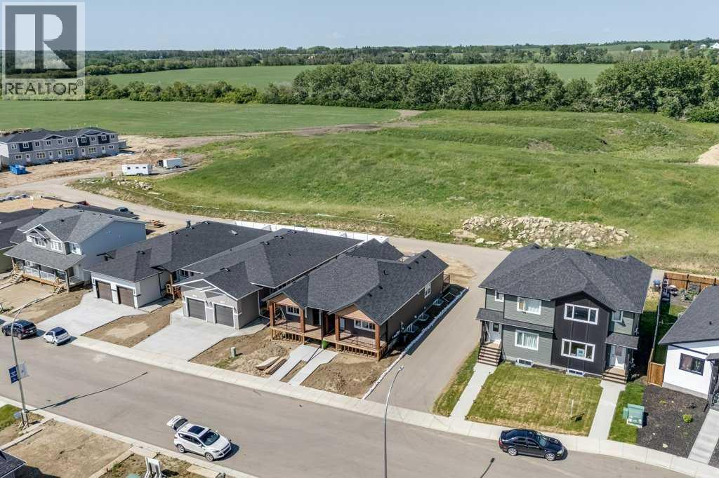 Photo 21 of 117 Gray Close, Sylvan Lake AB