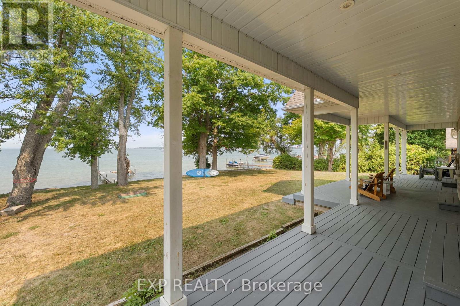 Photo 25 of 22 Blue Heron Drive, Georgina ON