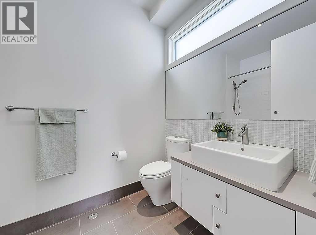 Single Family House for Sale in   Avenue NW West Hillhurst Calgary 