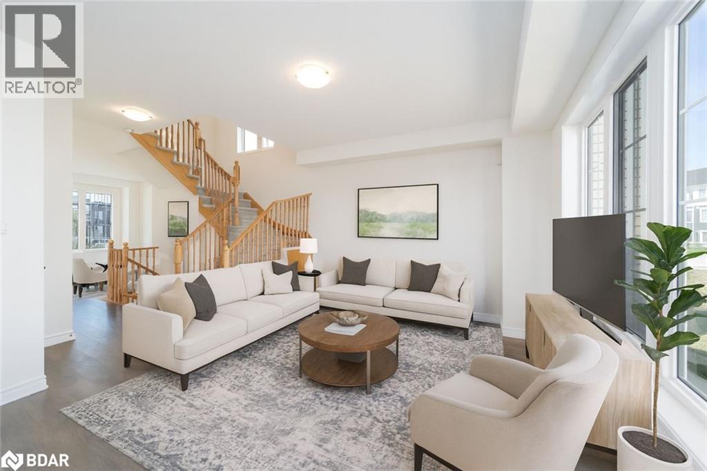 Photo 5 of 4 Shapira Ave, Wasaga Beach ON
