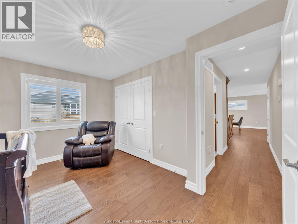 Photo 14 of 126 Golfview Drive, Kingsville ON