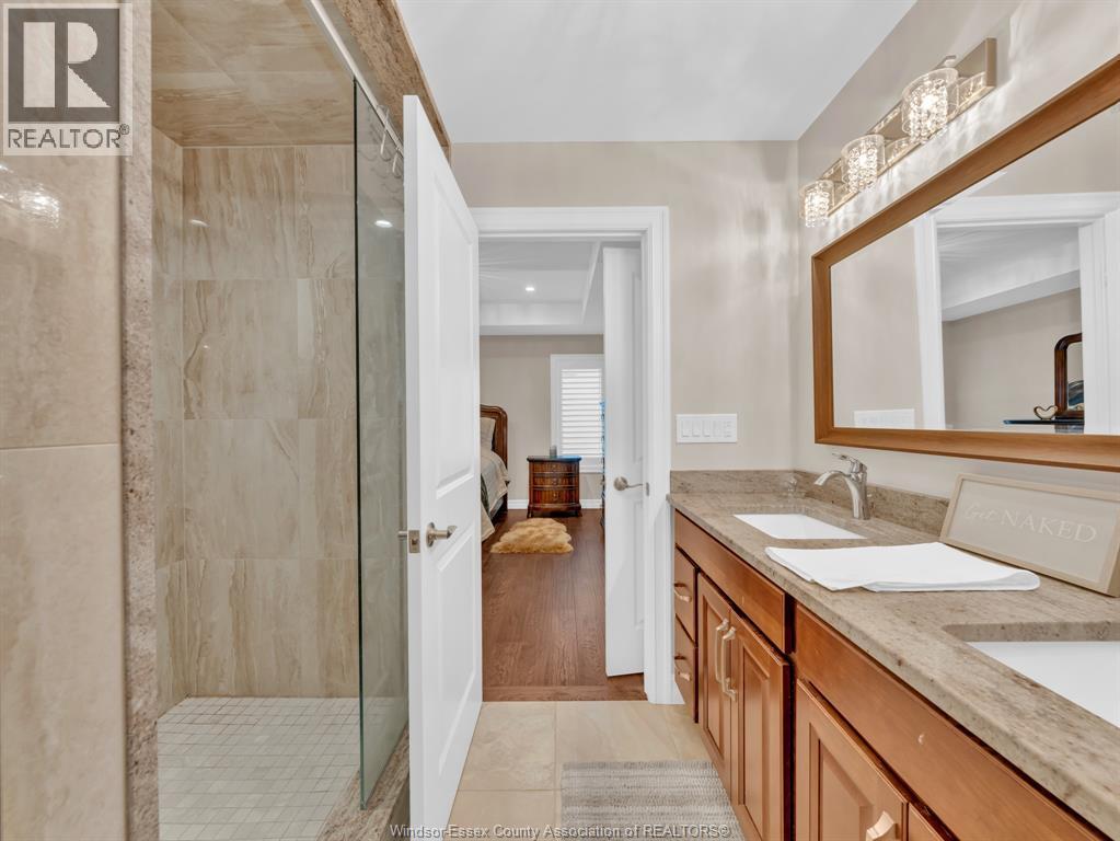 Photo 18 of 126 Golfview Drive, Kingsville ON