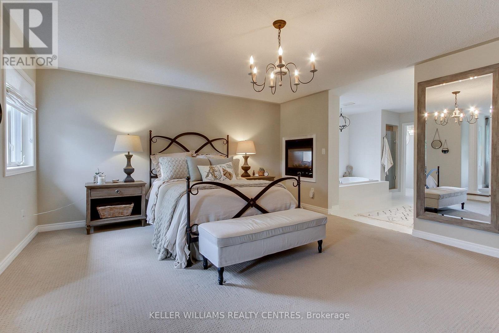 Photo 24 of 991 Ivsbridge Boulevard, Newmarket ON
