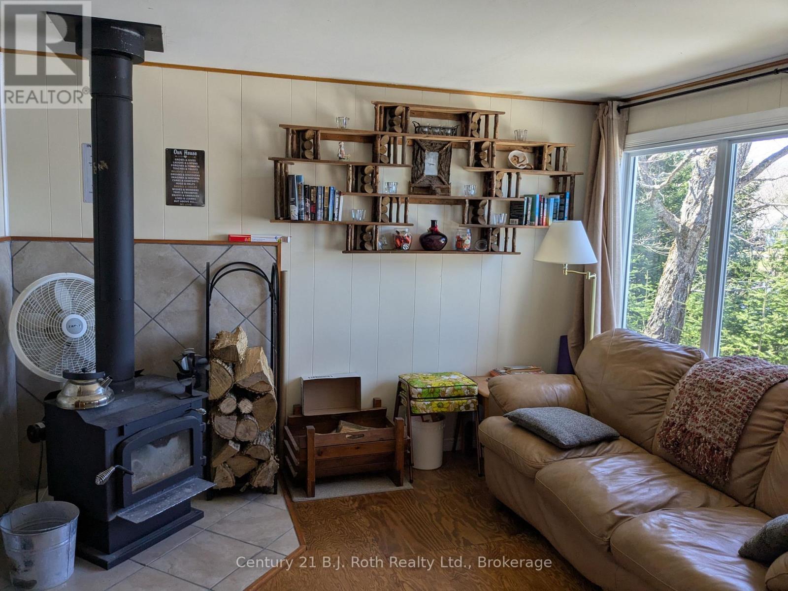 Photo 15 of 16 Machar Point, South River ON