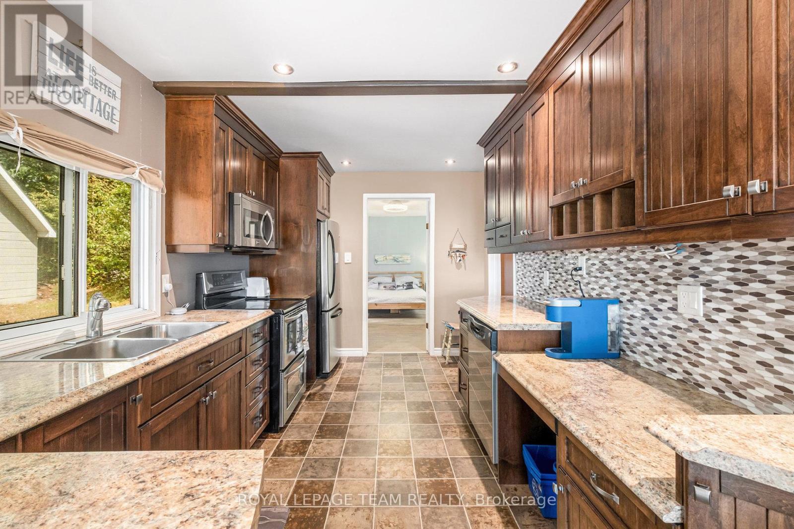 Photo 11 of 18 O 9 Road, Rideau Lakes ON