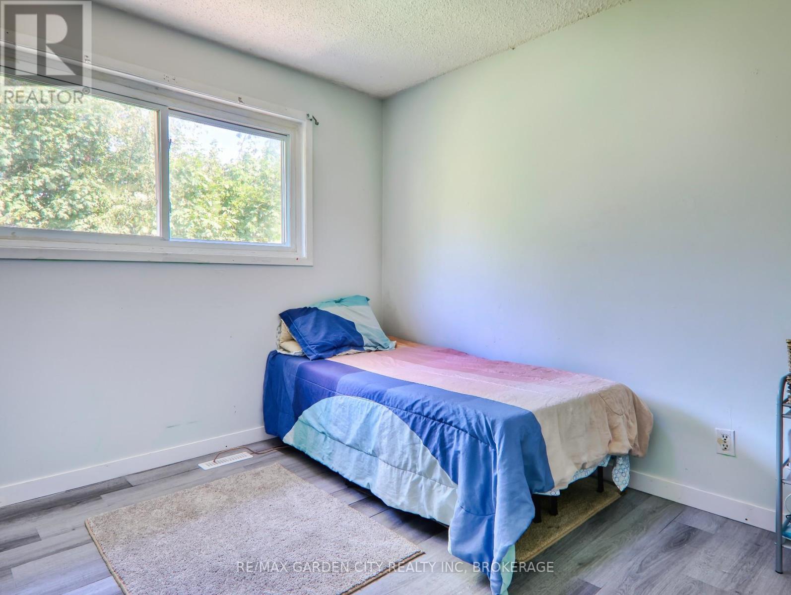 Photo 20 of 40 286 Cushman Road, St Catharines ON