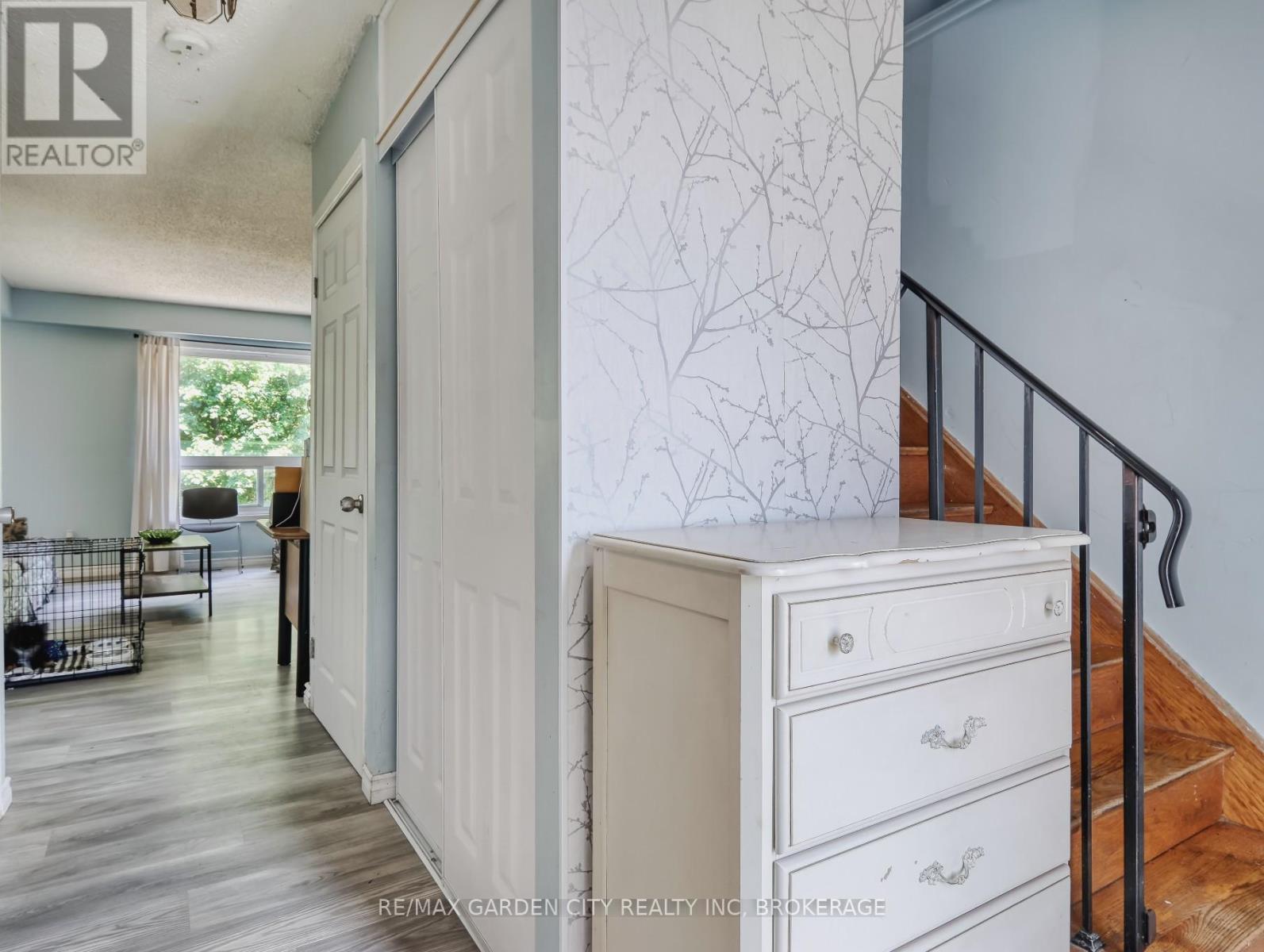 Photo 3 of 40 286 Cushman Road, St Catharines ON
