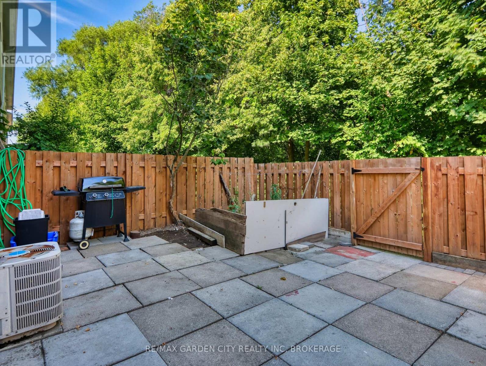 Photo 33 of 40 286 Cushman Road, St Catharines ON