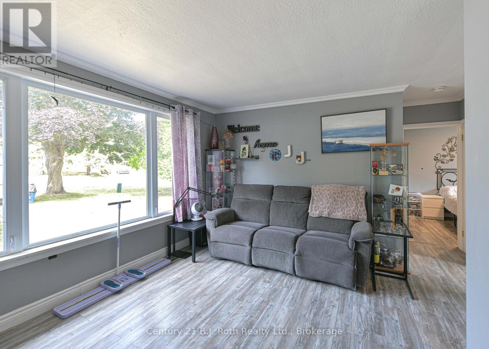 Photo 23 of 29 Quinn Avenue, Orillia ON