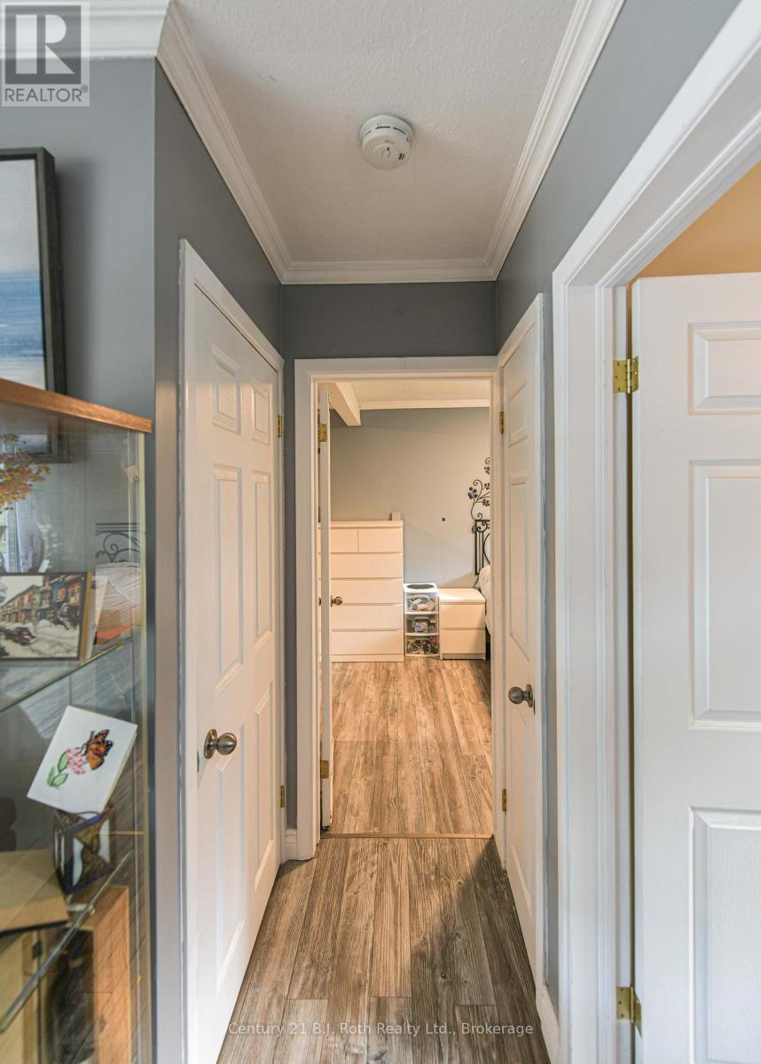 Photo 31 of 29 Quinn Avenue, Orillia ON