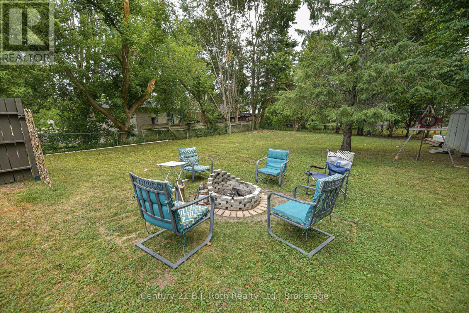 Photo 6 of 29 Quinn Avenue, Orillia ON