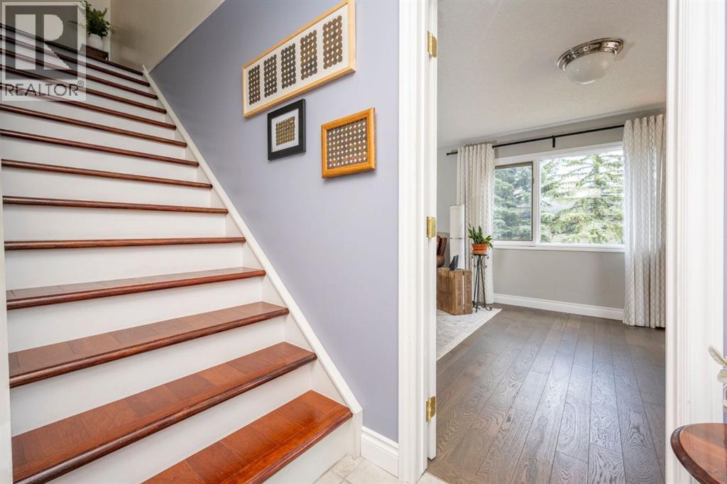 Single Family House for Sale in  Beddington Way NE Beddington Heights Calgary 