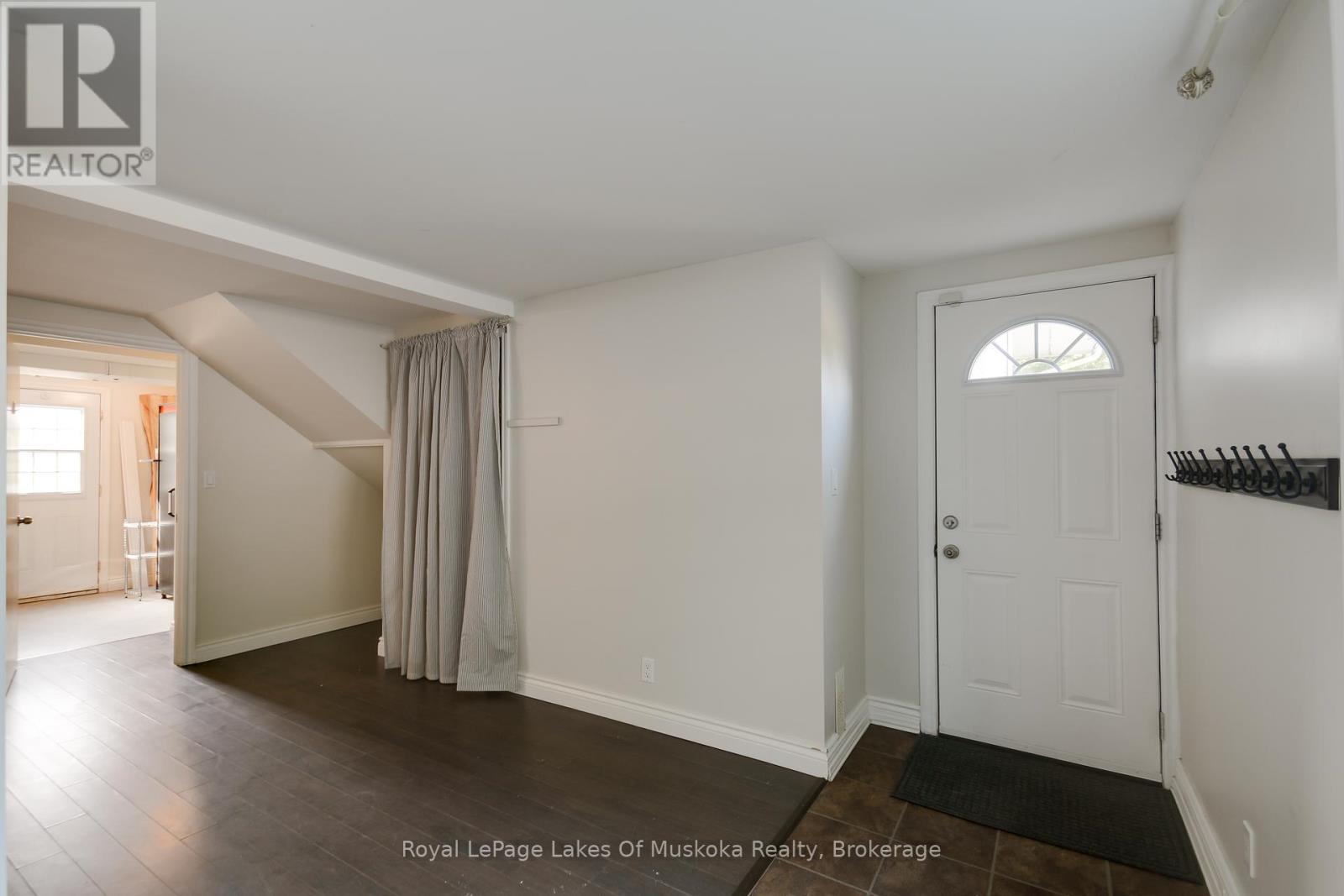 Photo 23 of 30 Taylor Road, Bracebridge ON