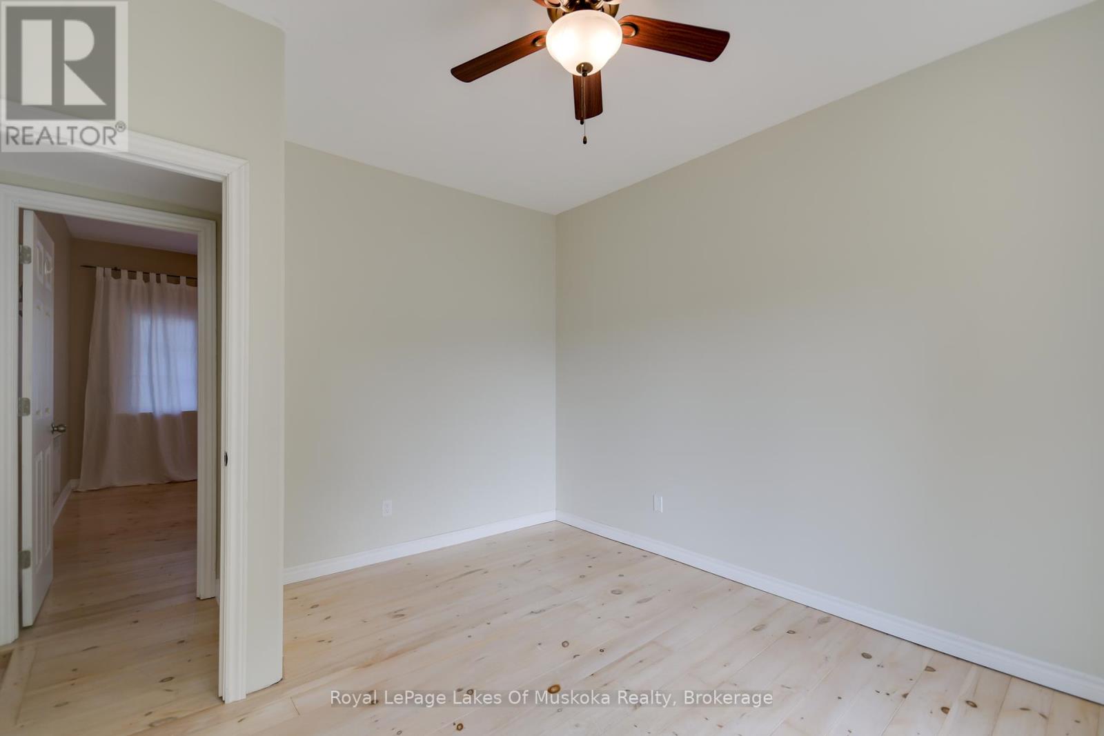 Photo 27 of 30 Taylor Road, Bracebridge ON