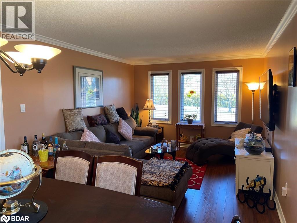 Photo 10 of 4 Campbell Avenue, Oromedonte ON