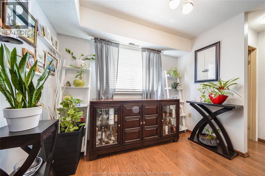 Photo 6 of 2922 Rivard Unit 206, Windsor ON