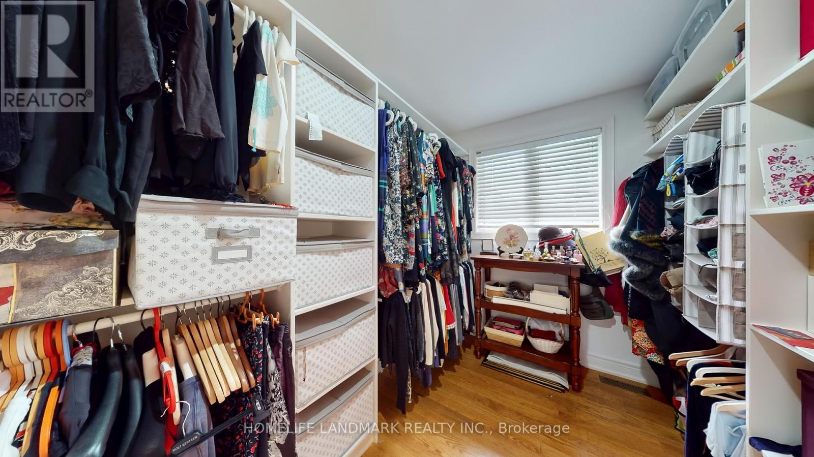 Photo 24 of 122 Norton Avenue, Toronto ON