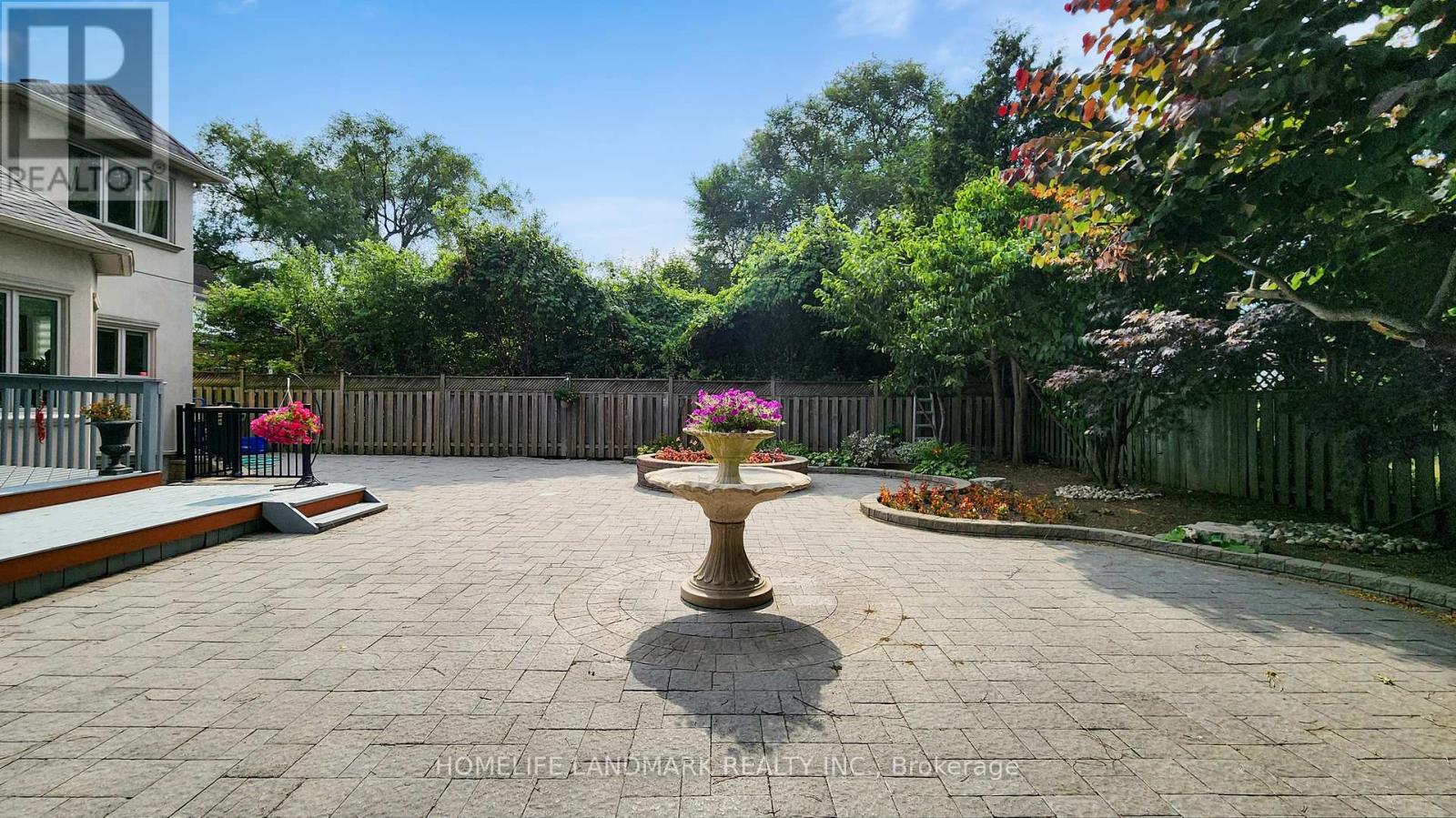 Photo 38 of 122 Norton Avenue, Toronto ON