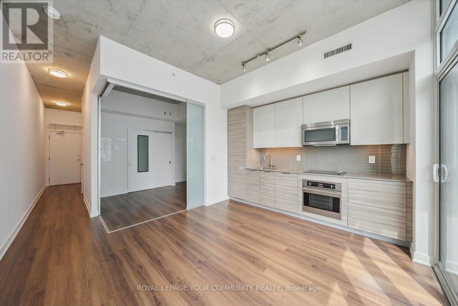 Photo 4 of 1902 210 Simcoe Street, Toronto ON