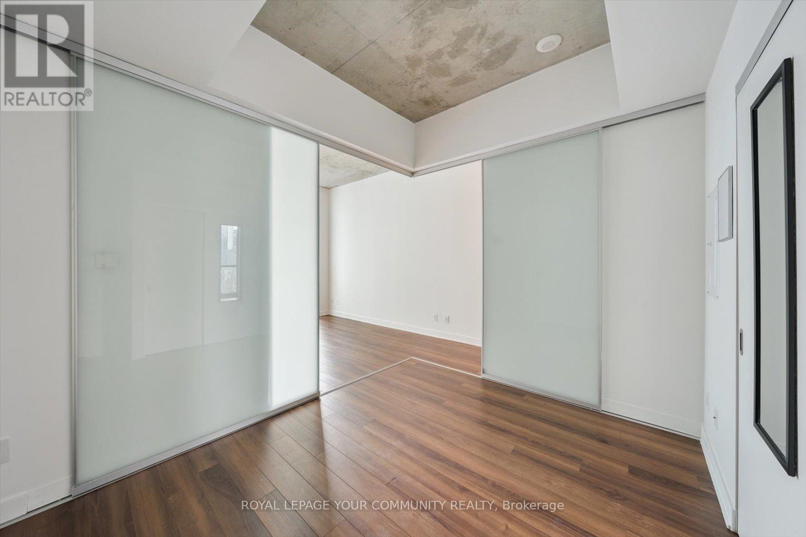 Photo 3 of 1902 210 Simcoe Street, Toronto ON