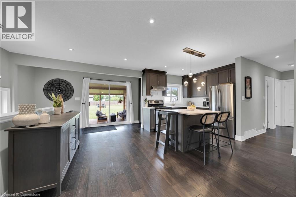 Photo 27 of 424 Second Road E, Stoney Creek ON