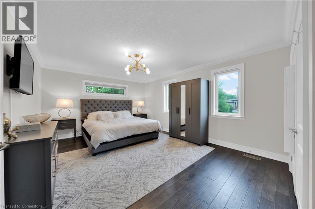 Photo 39 of 424 Second Road E, Stoney Creek ON