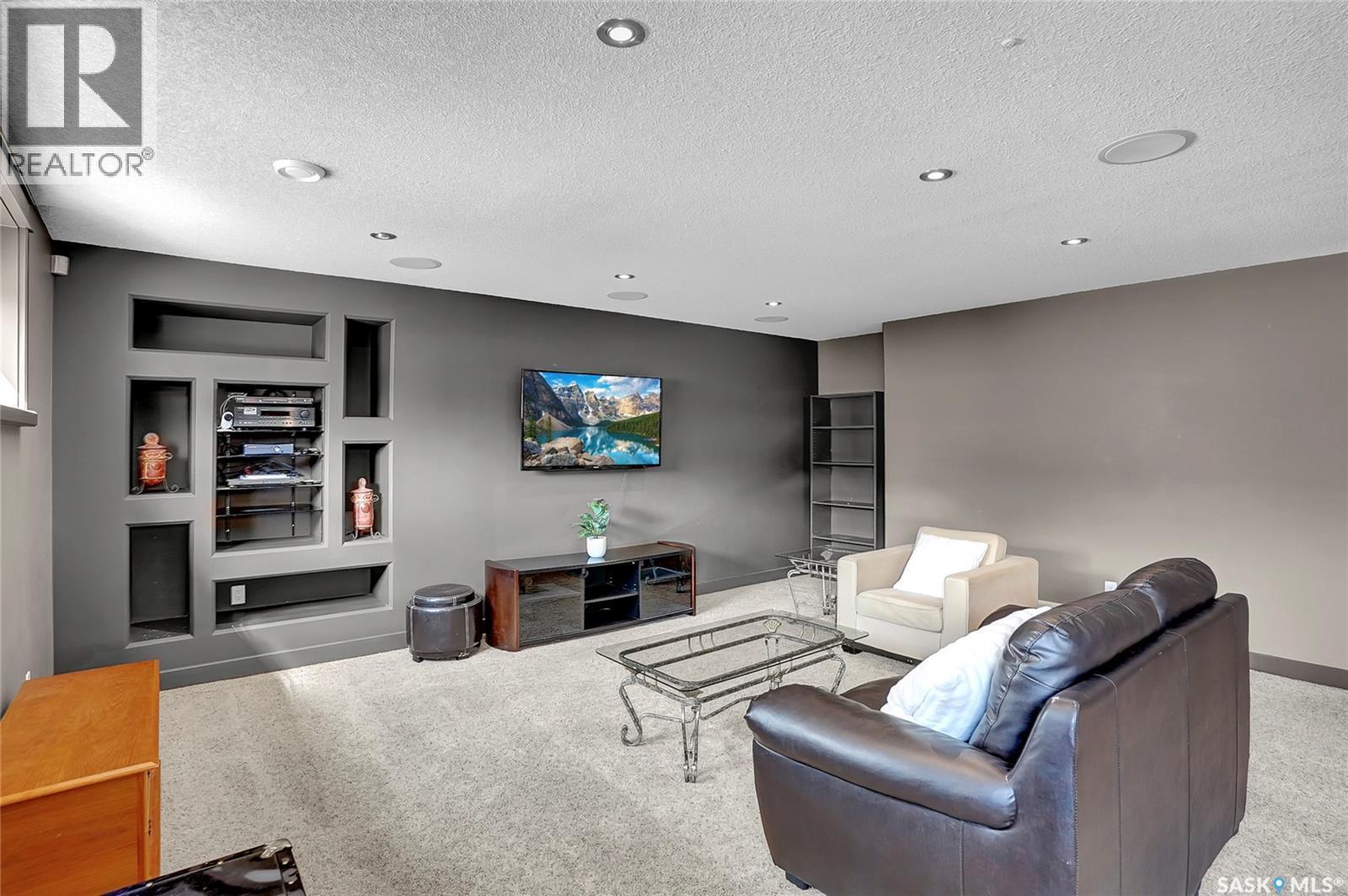 Single Family House Bi-level for Sale in  Jameson CRESCENT Regina 