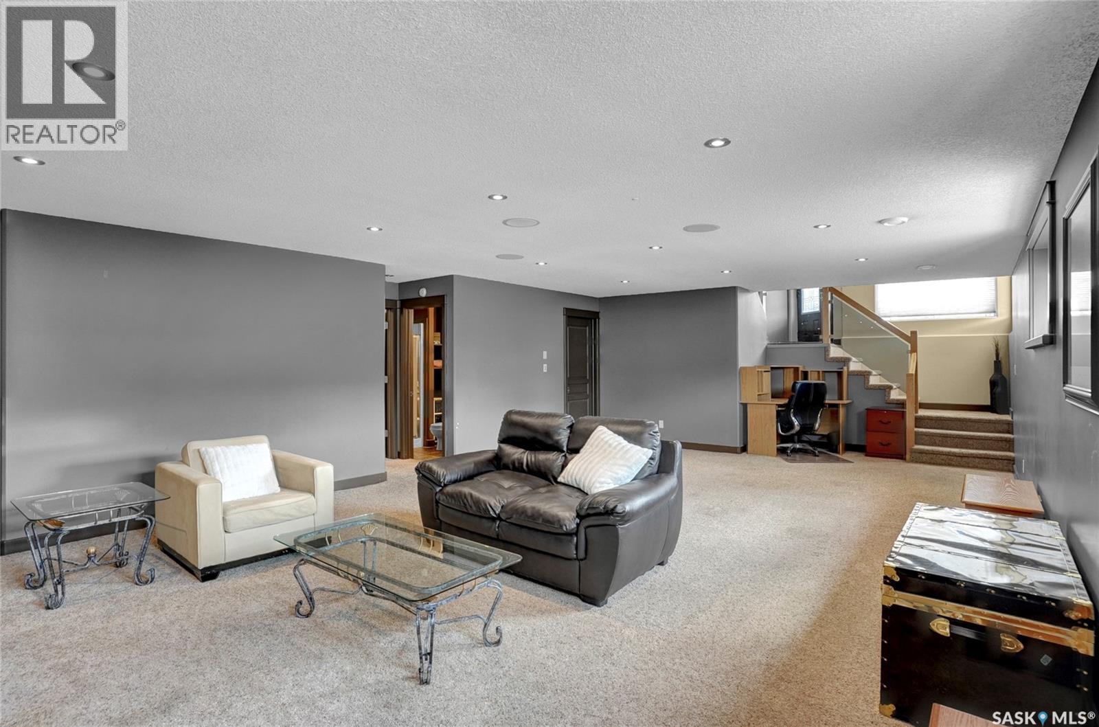 Single Family House Bi-level for Sale in  Jameson CRESCENT Regina 
