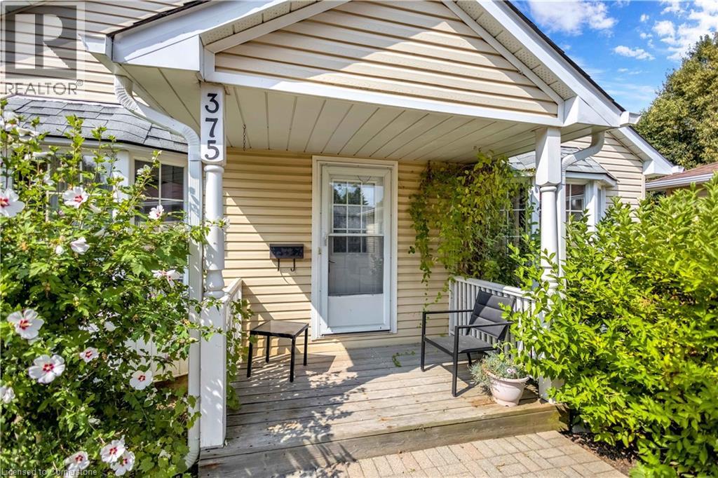 Photo 2 of 375 Silverbirch Boulevard, Hamilton ON