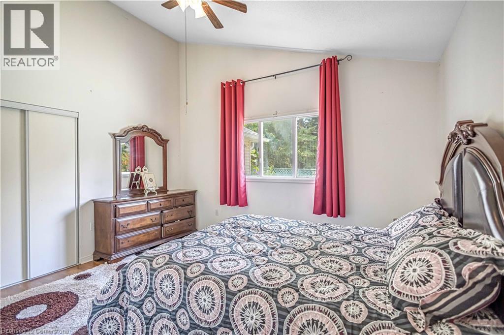 Photo 20 of 375 Silverbirch Boulevard, Hamilton ON