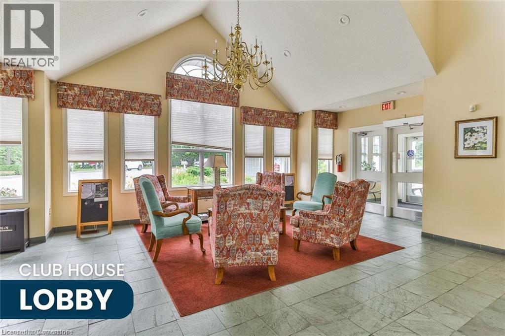 Photo 30 of 375 Silverbirch Boulevard, Hamilton ON