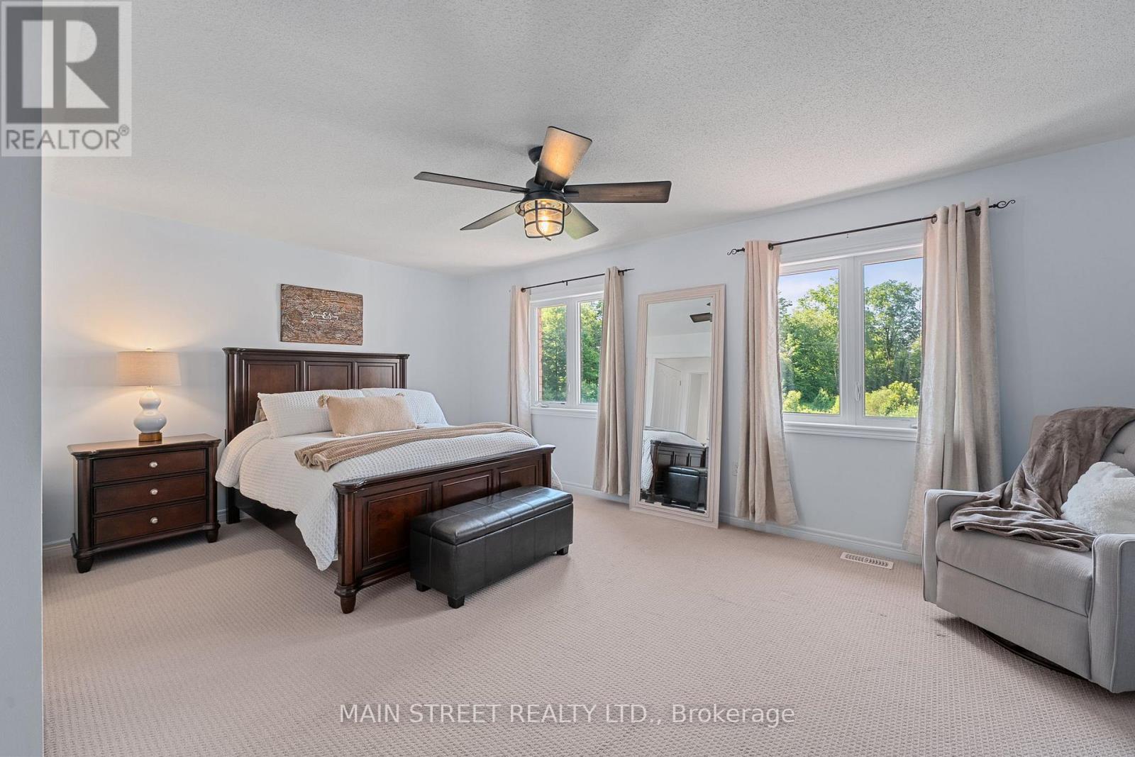 Photo 12 of 10 Prosser Crescent, Georgina ON