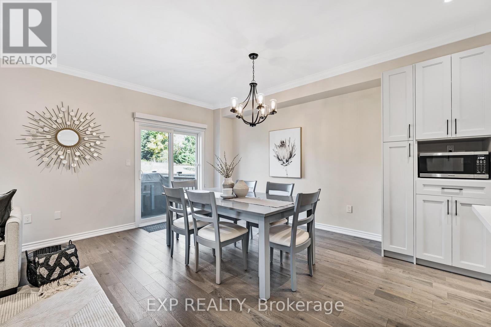 Photo 15 of 9 Gord Matthews Way, Uxbridge ON