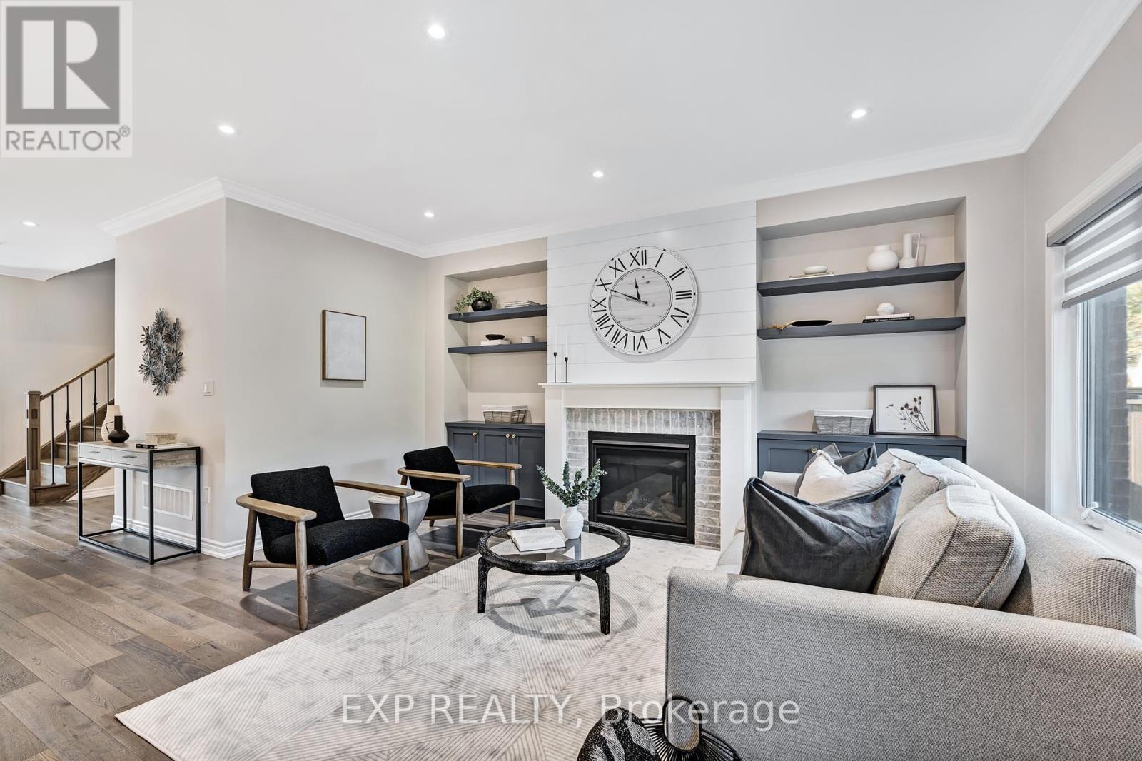 Photo 17 of 9 Gord Matthews Way, Uxbridge ON