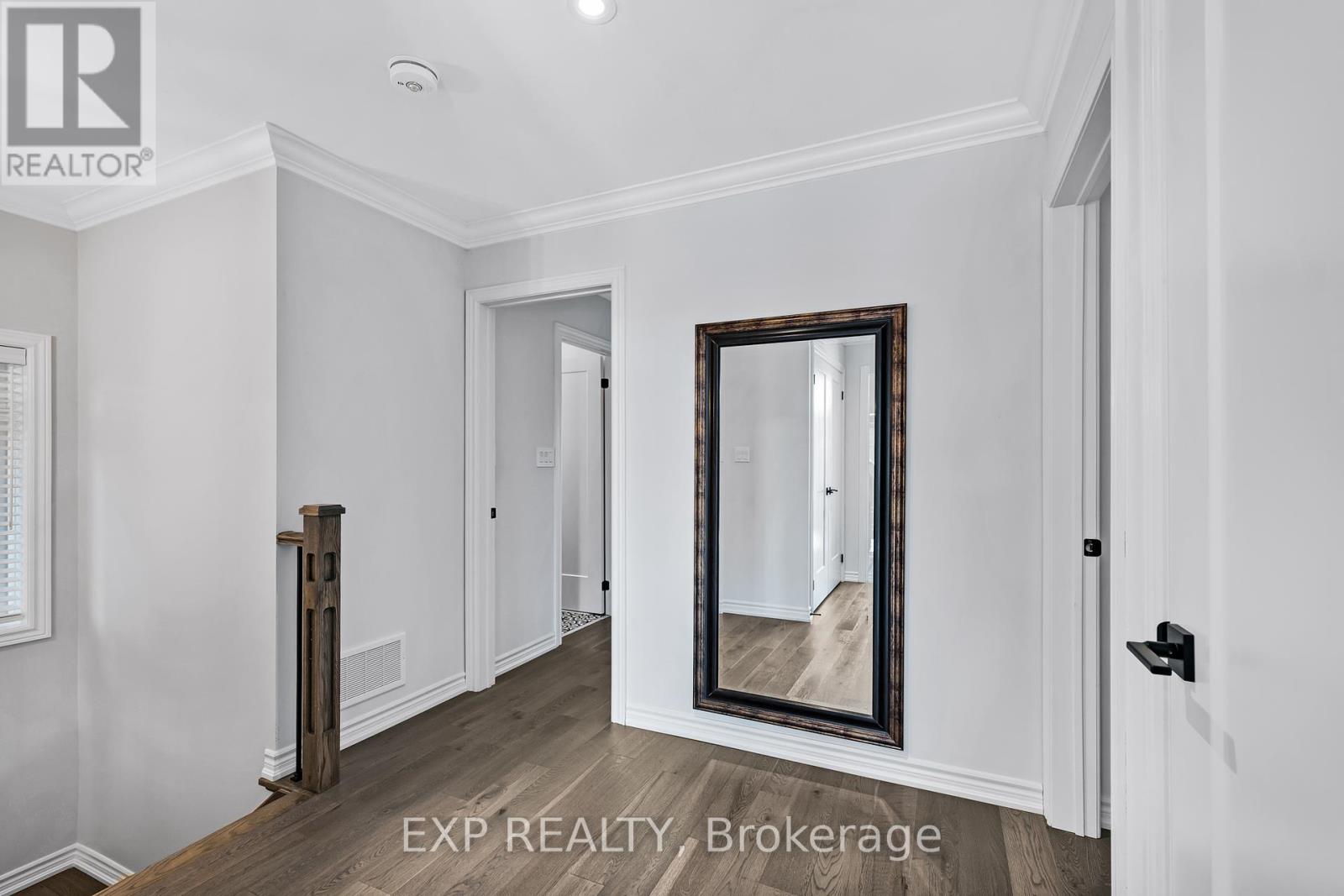 Photo 27 of 9 Gord Matthews Way, Uxbridge ON
