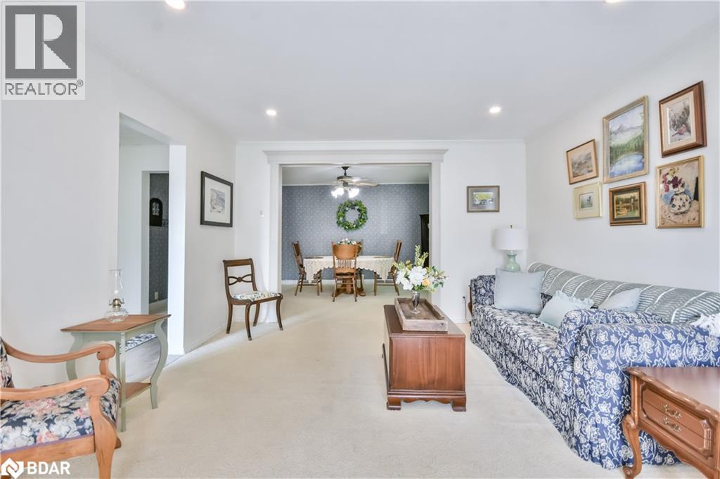 Photo 11 of 80 Parkside Drive, Barrie ON