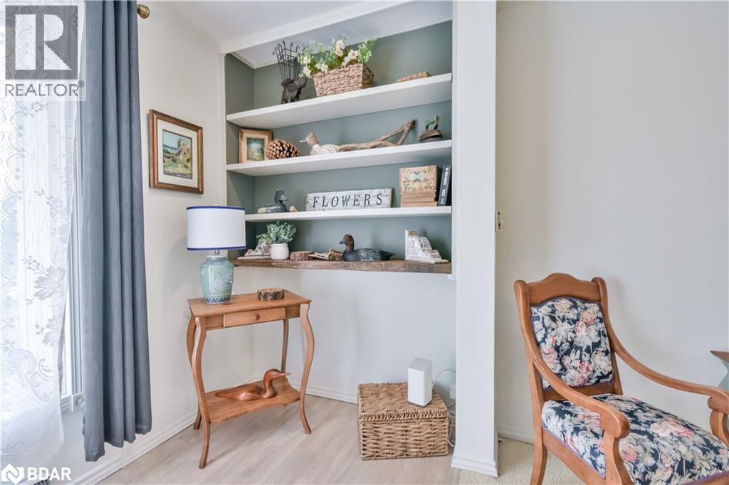 Photo 12 of 80 Parkside Drive, Barrie ON