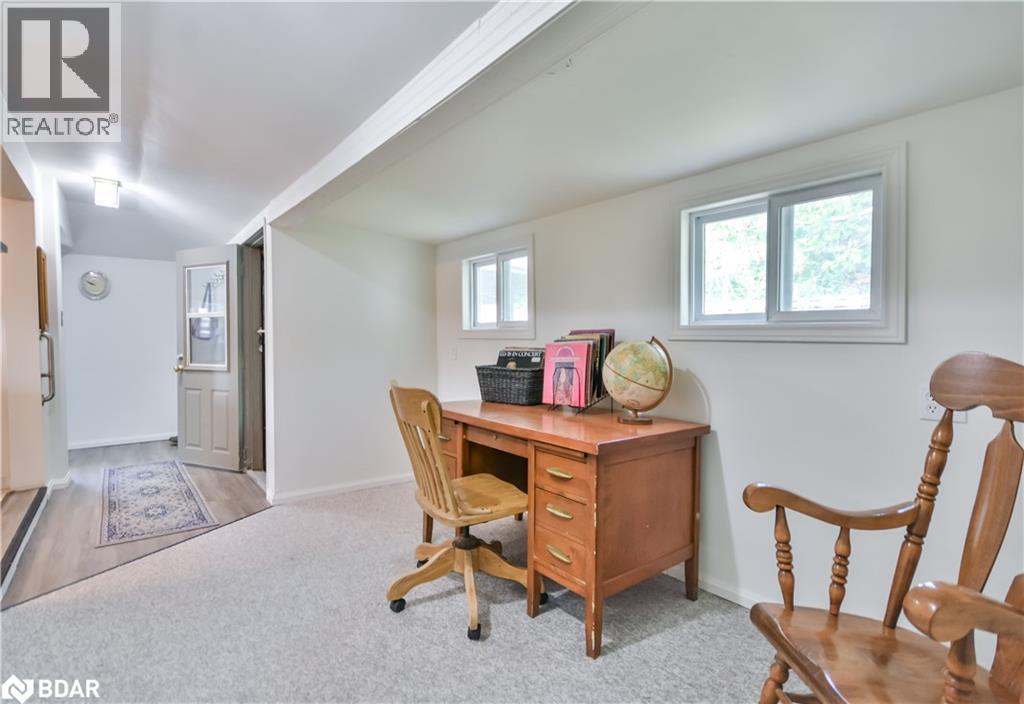 Photo 25 of 80 Parkside Drive, Barrie ON