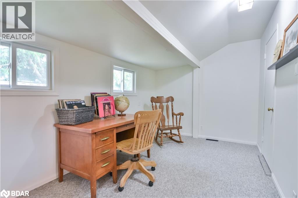 Photo 26 of 80 Parkside Drive, Barrie ON