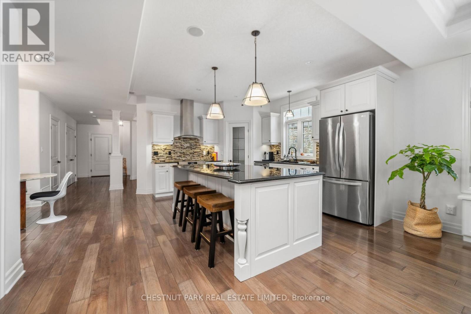 Photo 15 of 40 24 South Church Street, Belleville ON